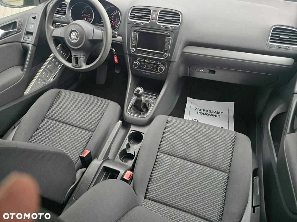 Volkswagen Golf - 27