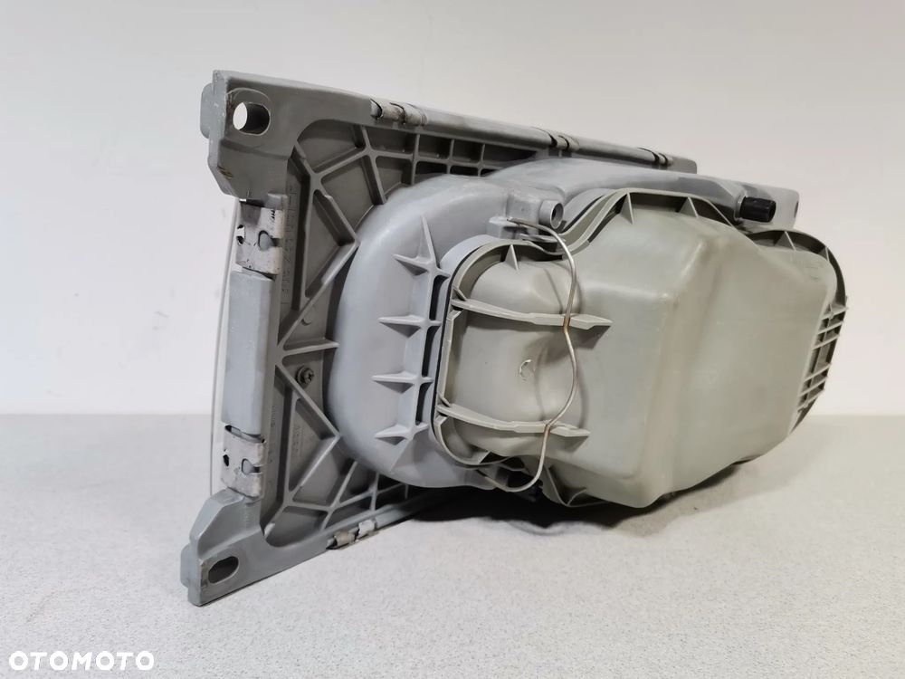 Lampa Reflektor PRAWY Mercedes W123 C123 75-85 BOSCH Oryginał - 8