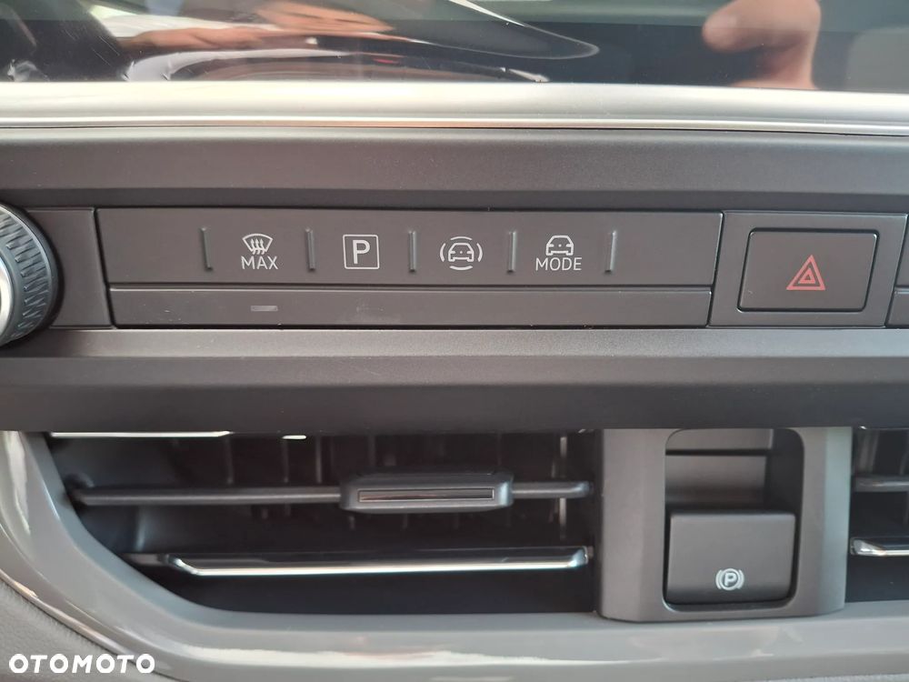 Volkswagen Transporter - 12