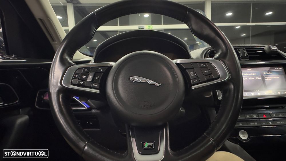 Jaguar F-Pace 2.0 i4D R-Sport AWD Aut. - 15