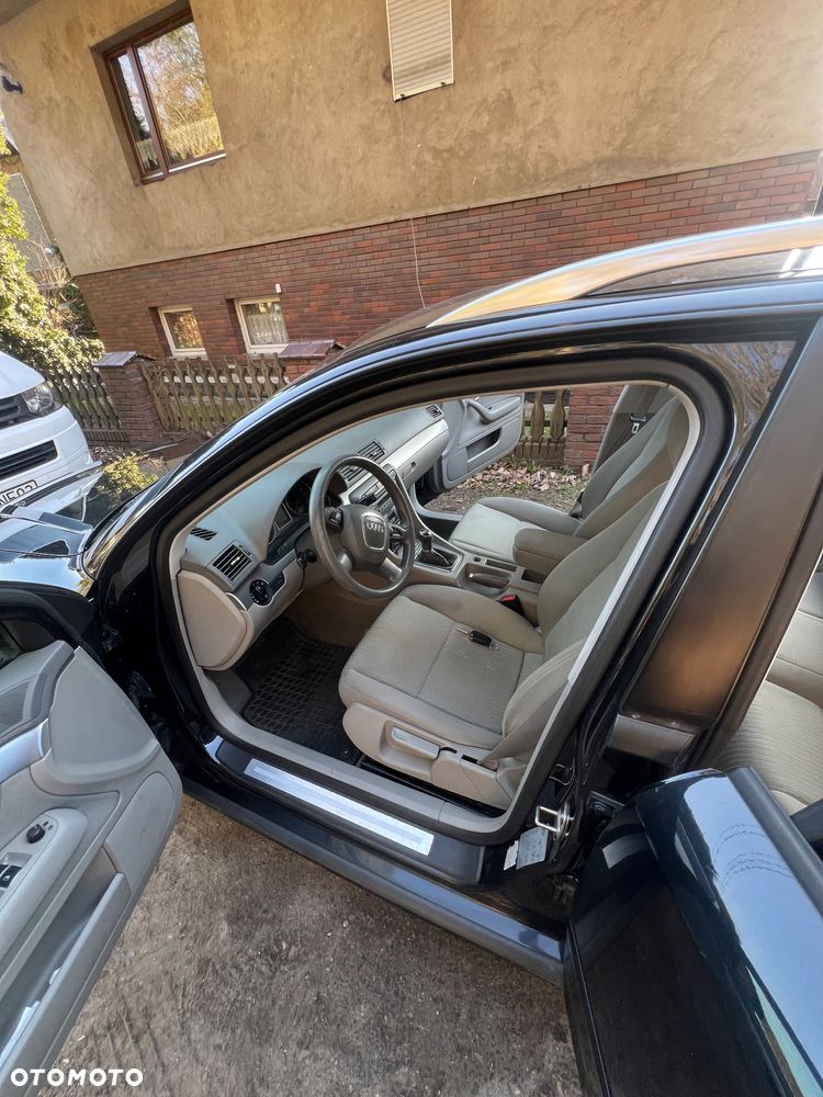 Audi A4 Avant 2.0 TDI - 5
