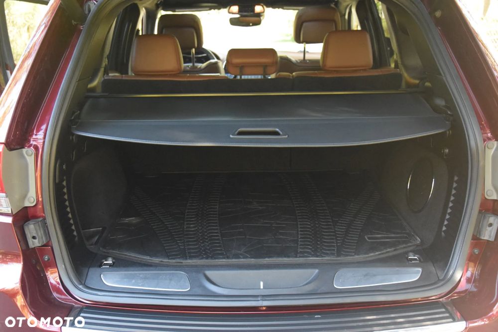 Jeep Grand Cherokee - 27