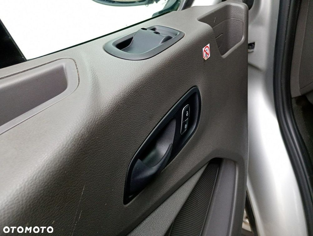Ford Transit - 18