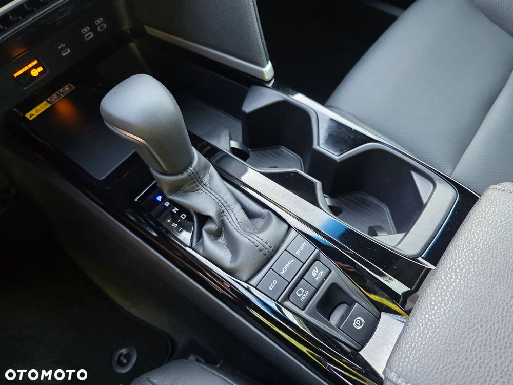Toyota Camry 2.5 Hybrid Dynamic Force Prestige e-CVT - 18