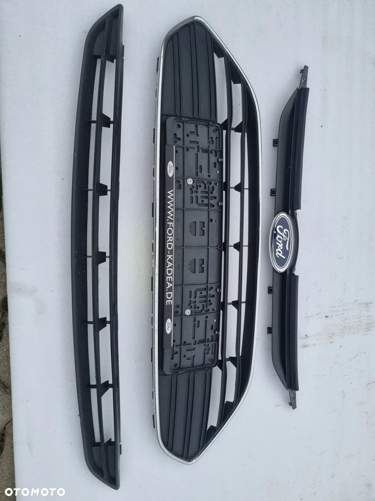 FORD B-MAX 2012- ATRAPA GRILL KRATKA ŚRODKOWA ZDERZAK PRZÓD AV11-17B968-AC - 1
