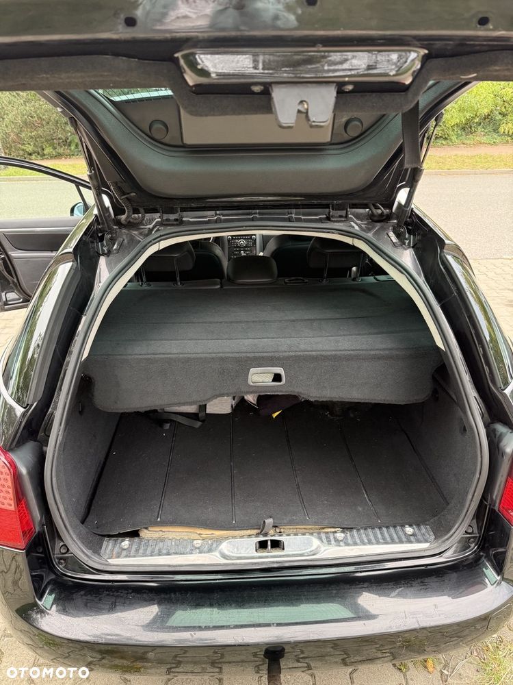 Peugeot 407 2.0 HDi Premium - 19