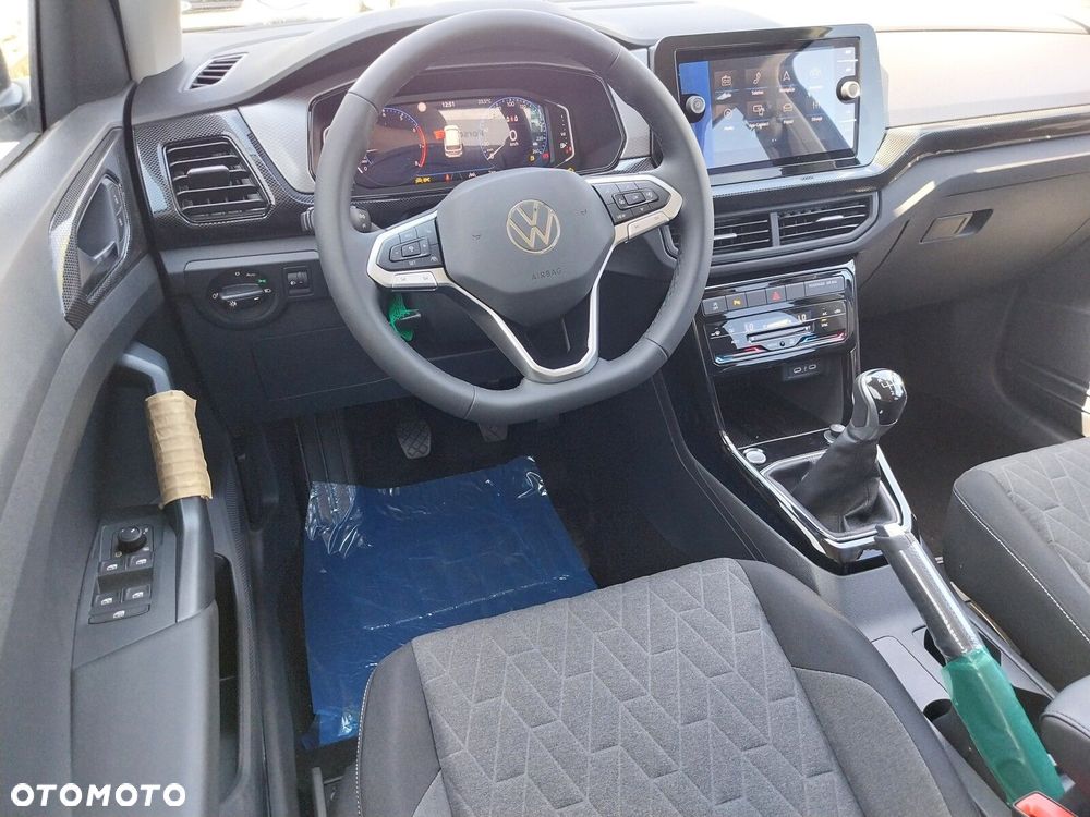 Volkswagen T-Cross - 15