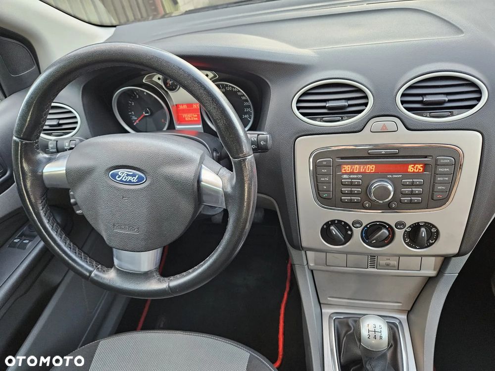 Ford Focus 1.6 Trend - 7