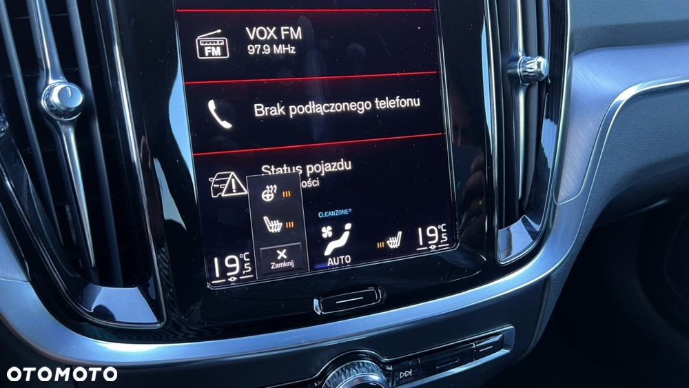 Volvo V60 B4 D Momentum Pro - 20