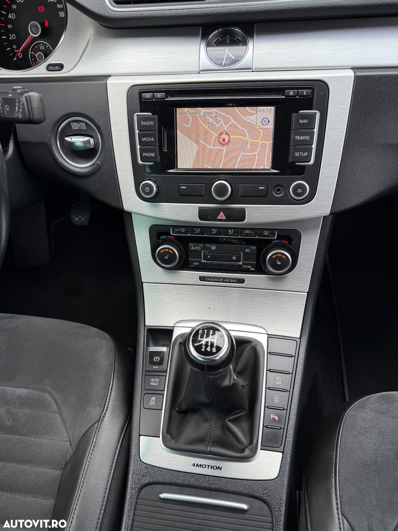 Volkswagen Passat Variant 2.0 TDI 4Motion BlueMotion Technology Business Edition - 16