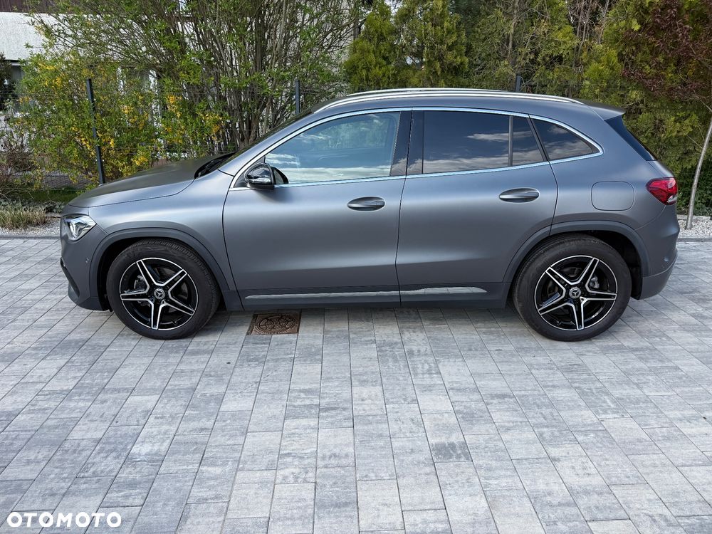 Mercedes-Benz GLA 200 d AMG Line - 24