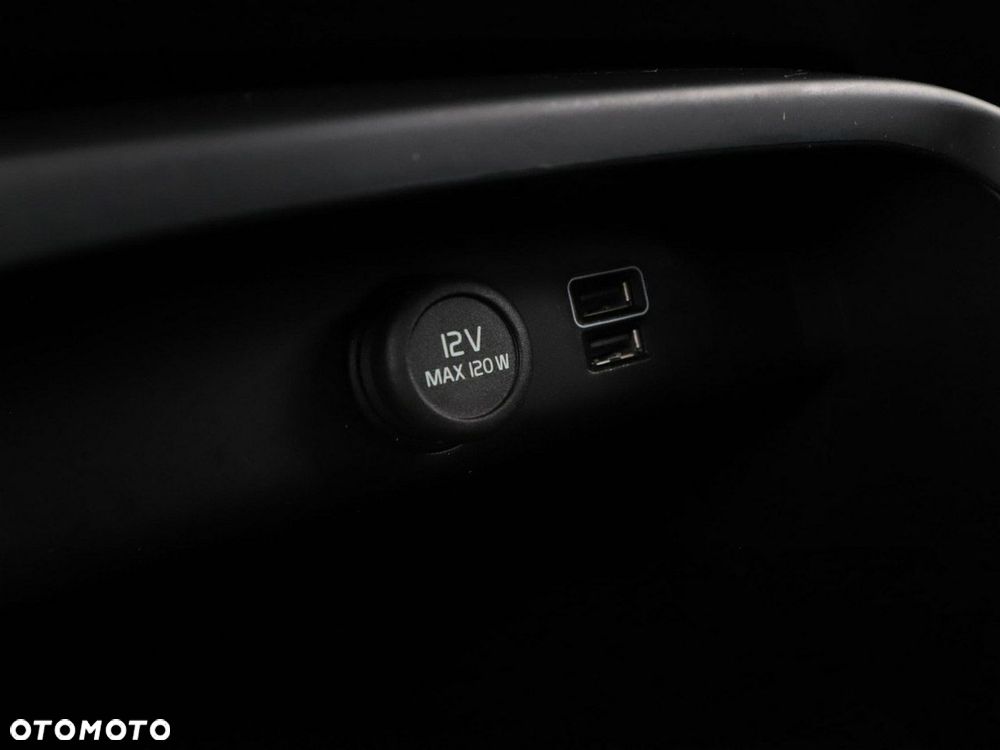 Volvo XC 40 T2 Momentum Core - 31