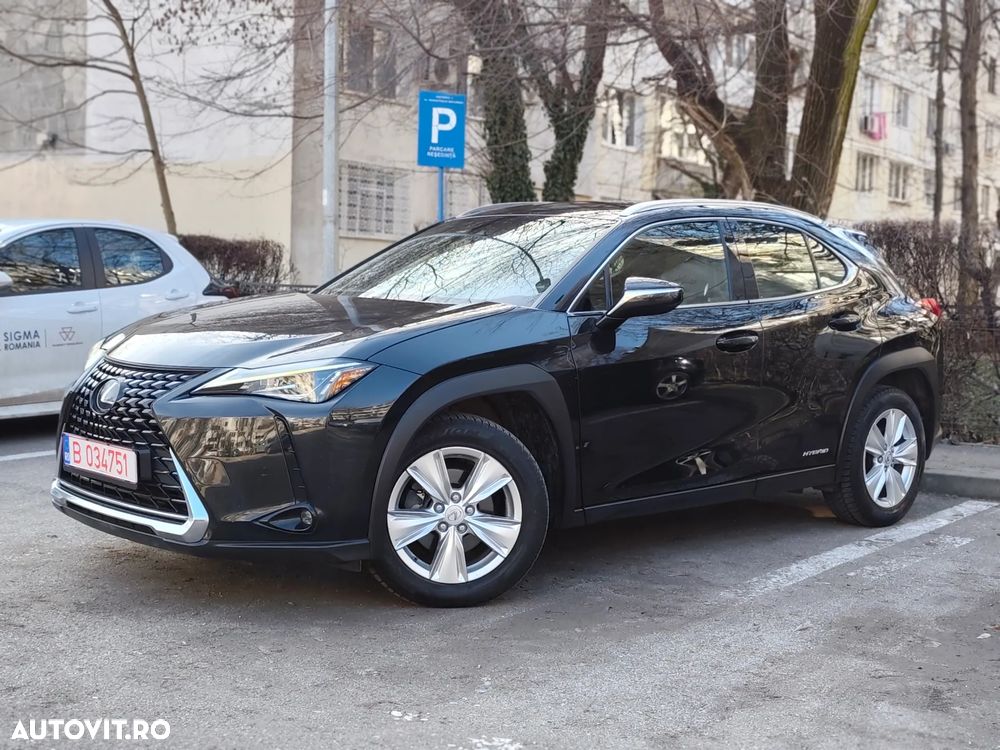 Lexus UX 250h E-FOUR Business - 4