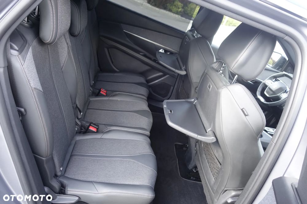 Peugeot 5008 1.6 PureTech GT Line S&S EAT8 - 14