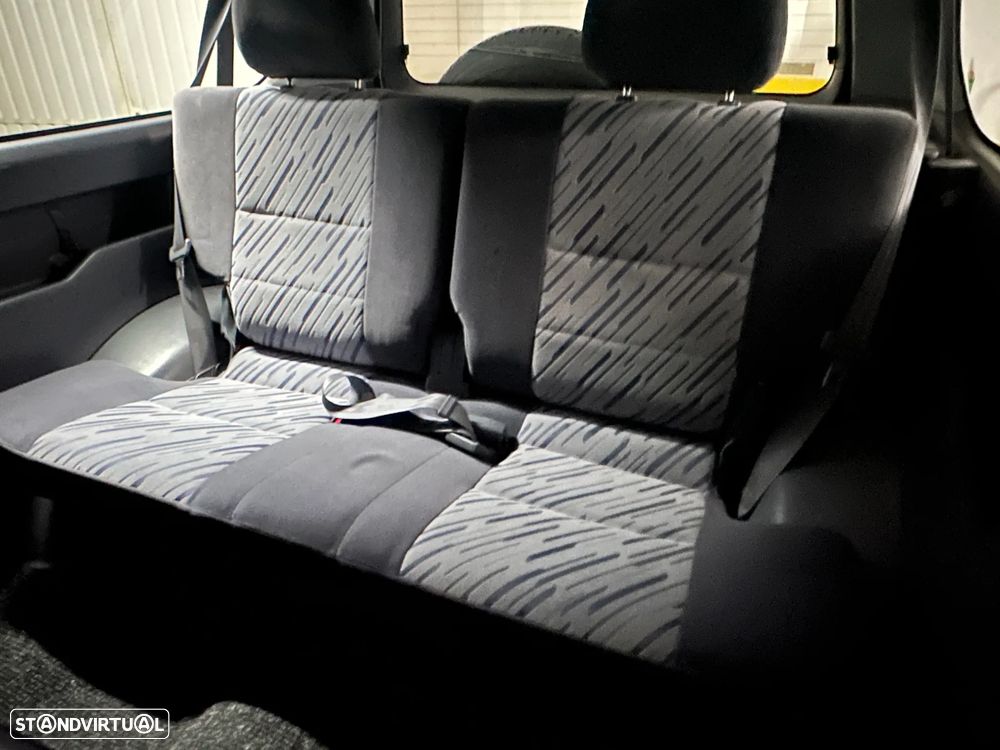Toyota Land Cruiser 3.0 TD - 8