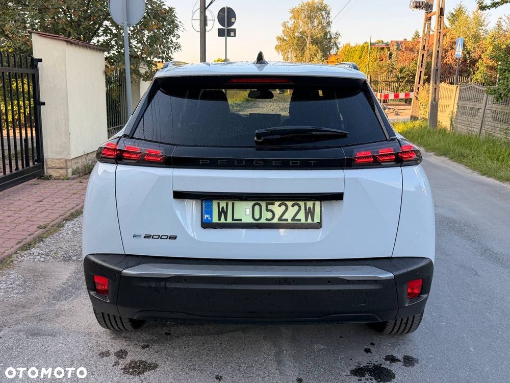 Peugeot 2008 54kWh Allure - 5