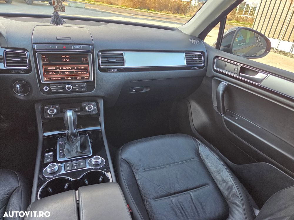 Volkswagen Touareg 3.0 V6 TDI SCR Blue Motion DPF Automatik - 13