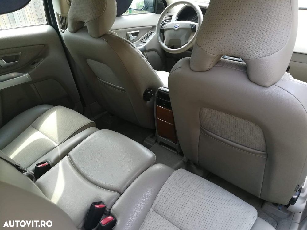 Volvo XC 90 D5 Executive - 6