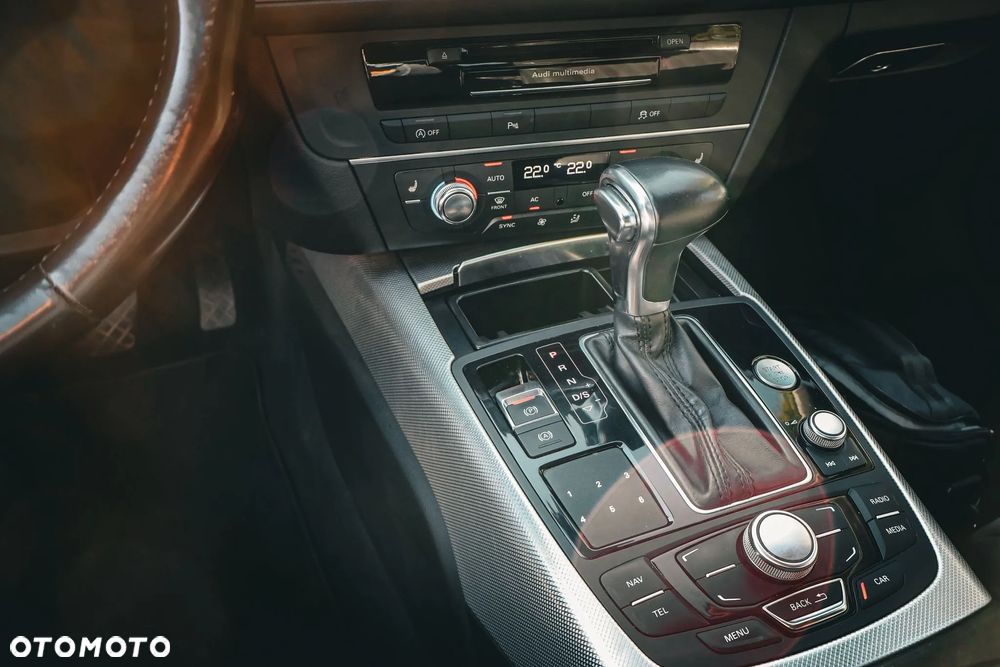 Audi A6 Avant 3.0 TDI DPF quattro S tronic - 4