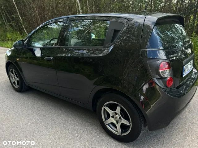 Chevrolet Aveo 1.2 LS - 2