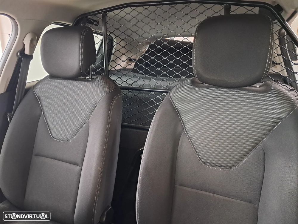 Renault CLIO  VAN C/IVA DEDUTÍVEL - 13