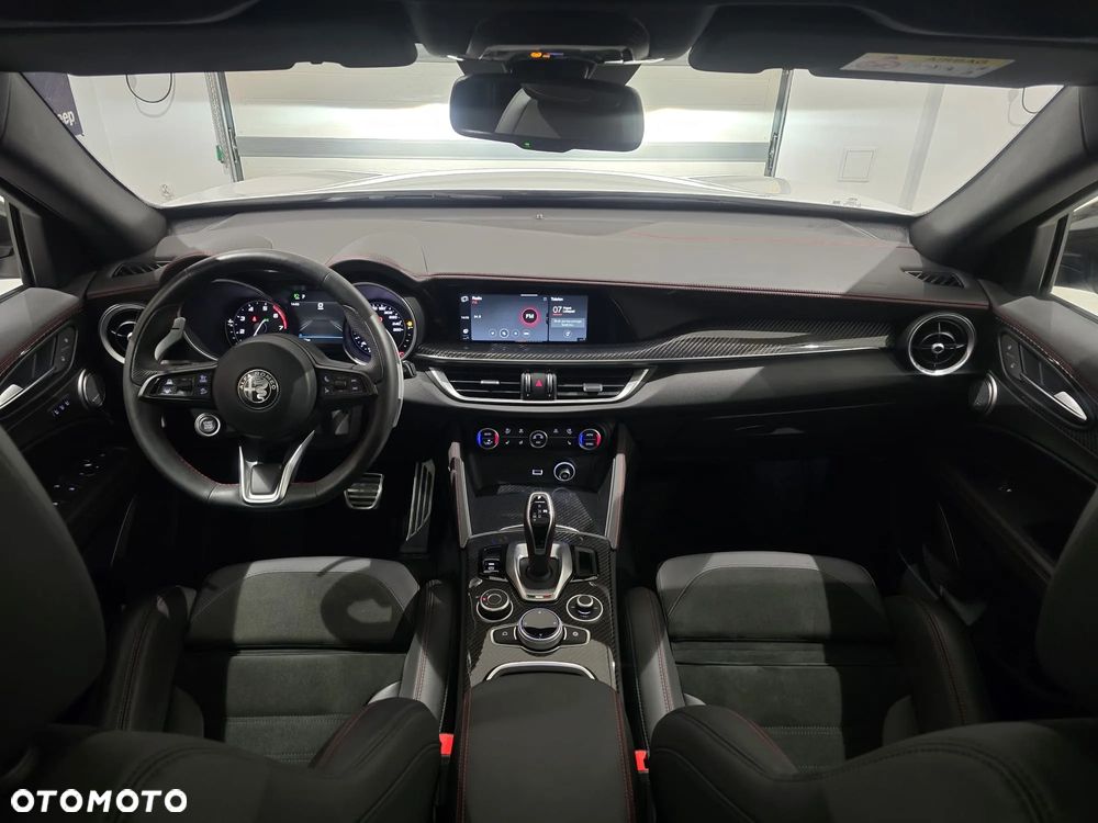 Alfa Romeo Stelvio 2.0 Turbo Estrema Q4 - 11