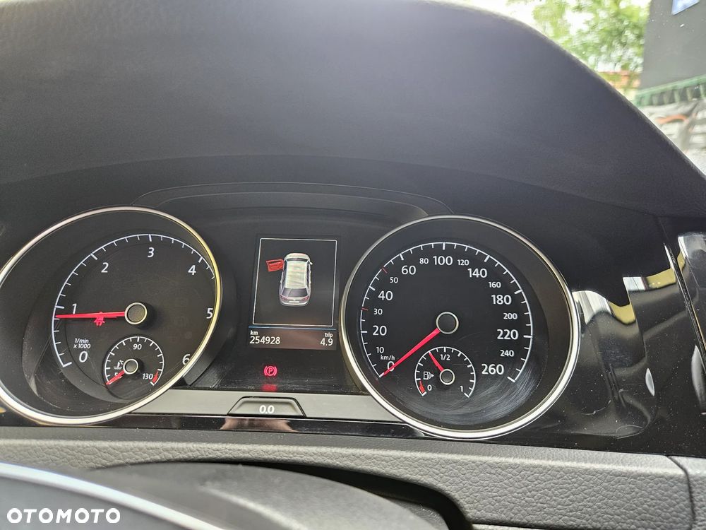 Volkswagen Golf 2.0 TDI BlueMotion Technology Allstar - 22