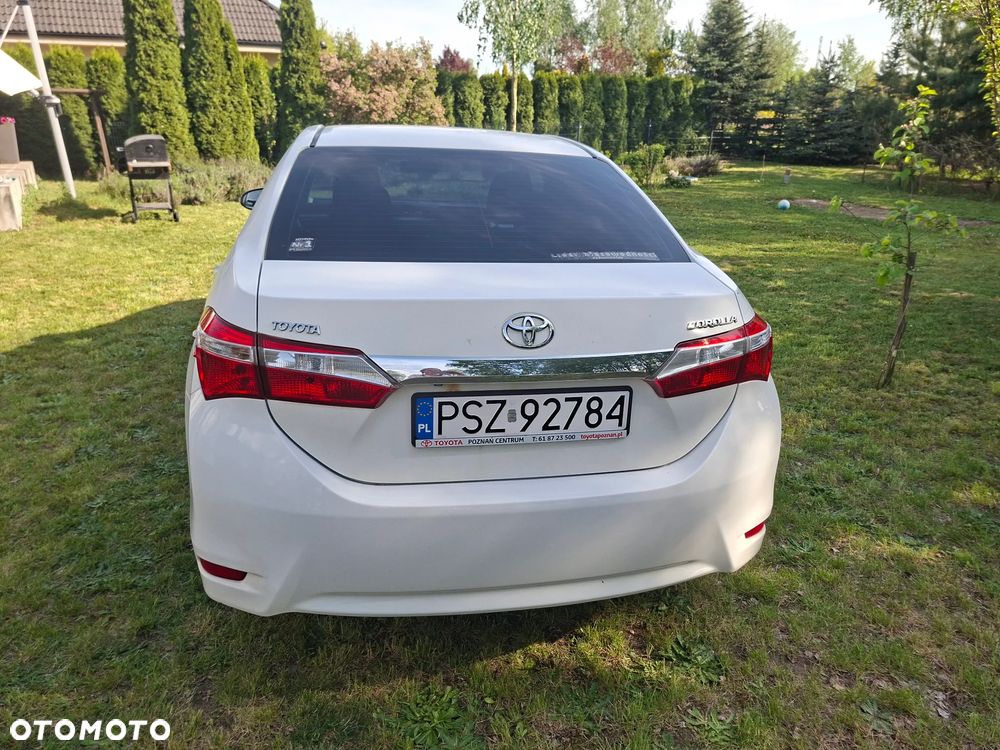 Toyota Corolla - 2