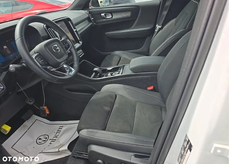 Volvo XC 40 - 7
