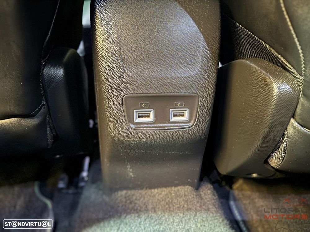 Peugeot 2008 1.2 PureTech GT EAT8 - 18