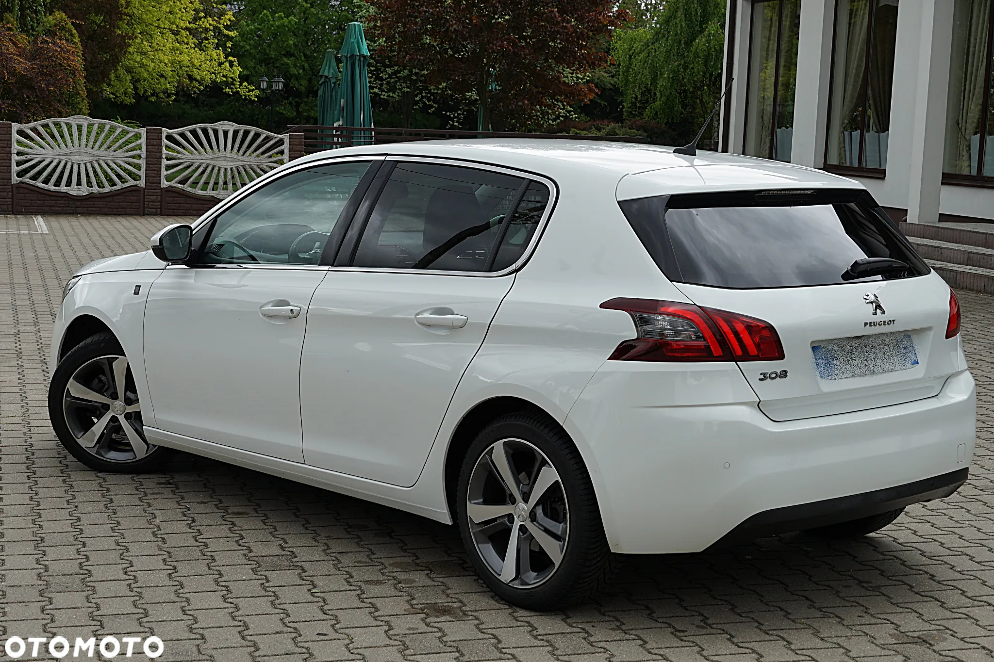 Peugeot 308 BlueHDi FAP 130 EAT8 Stop & Start Tech Edition - 26