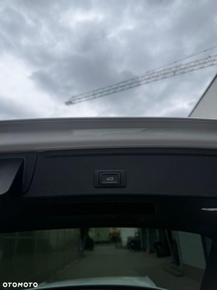 Audi A4 Avant 2.0 TFSI ultra S tronic - 21