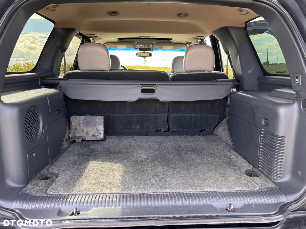Chevrolet Tahoe 5.3 4WD - 29