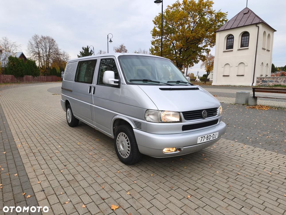 Volkswagen Transporter - 2