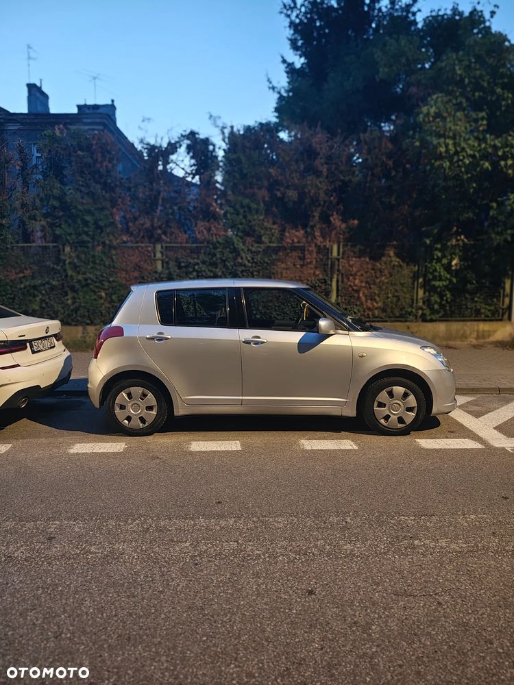 Suzuki Swift 1.3 GLX / Comfort - 9