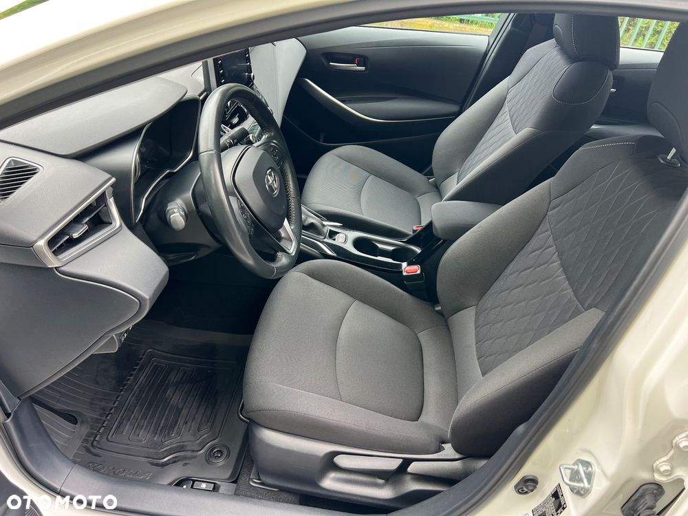 Toyota Corolla 1.8 Hybrid GPF Comfort - 12
