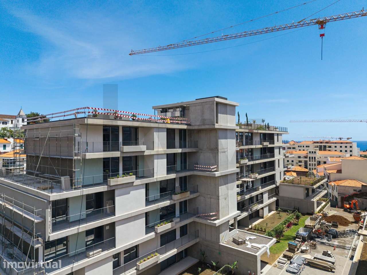 Edifício Lodge I Torrinha - Apartamento T2 no centro do Funchal! - Grande imagem: 3/16