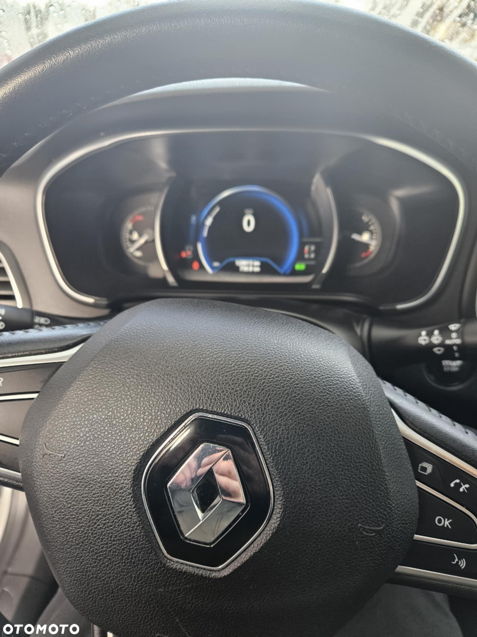 Renault Megane 1.5 Blue dCi Intens - 9