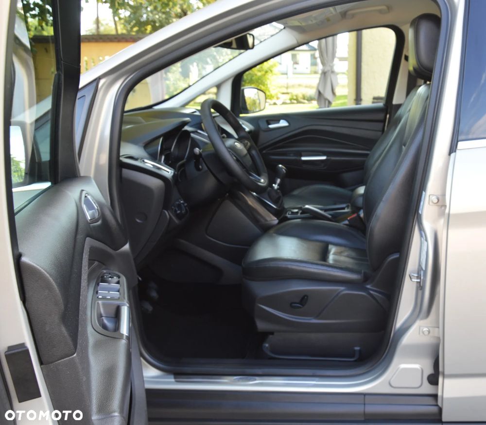 Ford C-MAX - 16