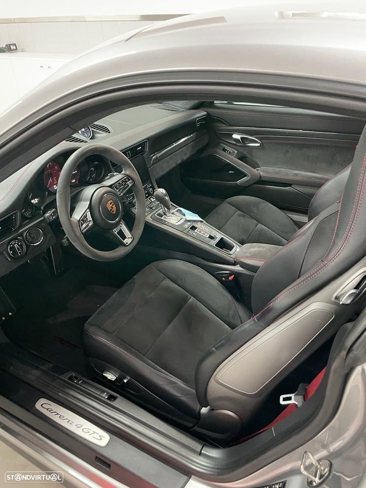 Porsche 911 (991) Carrera 4 GTS PDK - 6