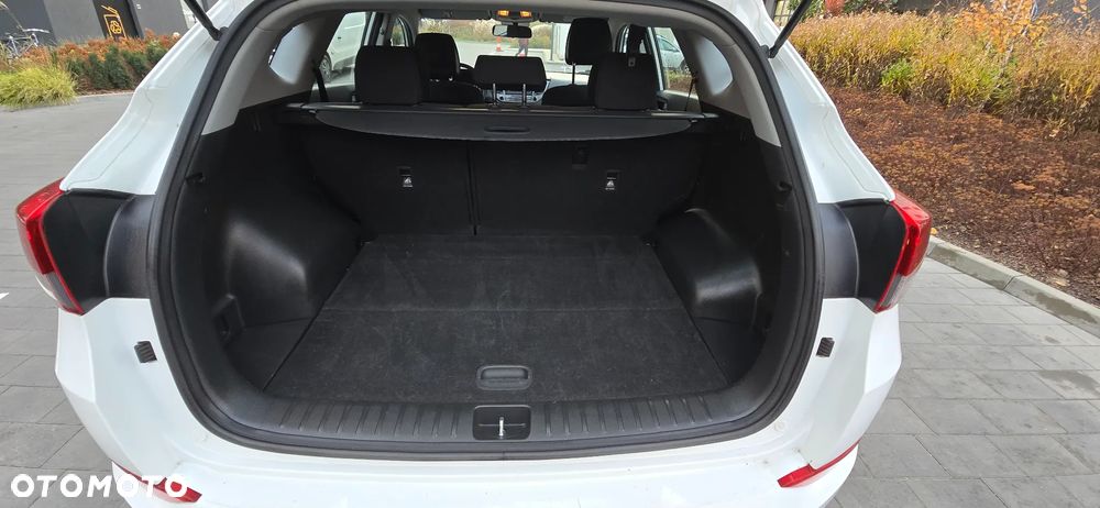 Hyundai Tucson 1.7 CRDI BlueDrive Comfort 2WD - 13