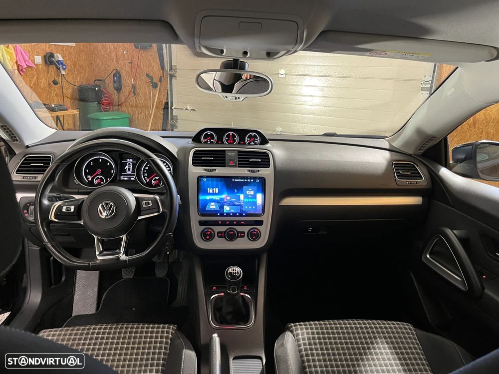 VW Scirocco 2.0 TDI Sport - 9