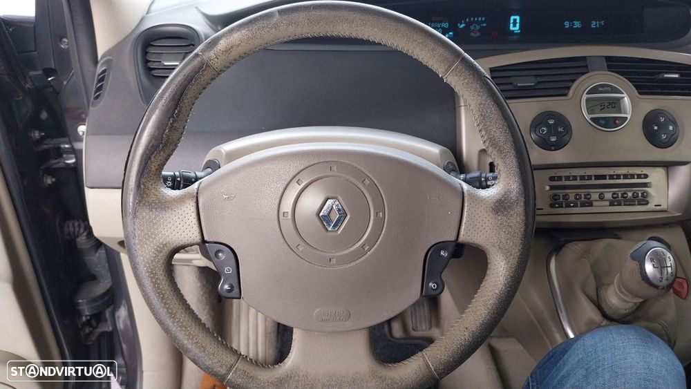 Renault Grand Scénic 1.5 dCi Privilège - 6