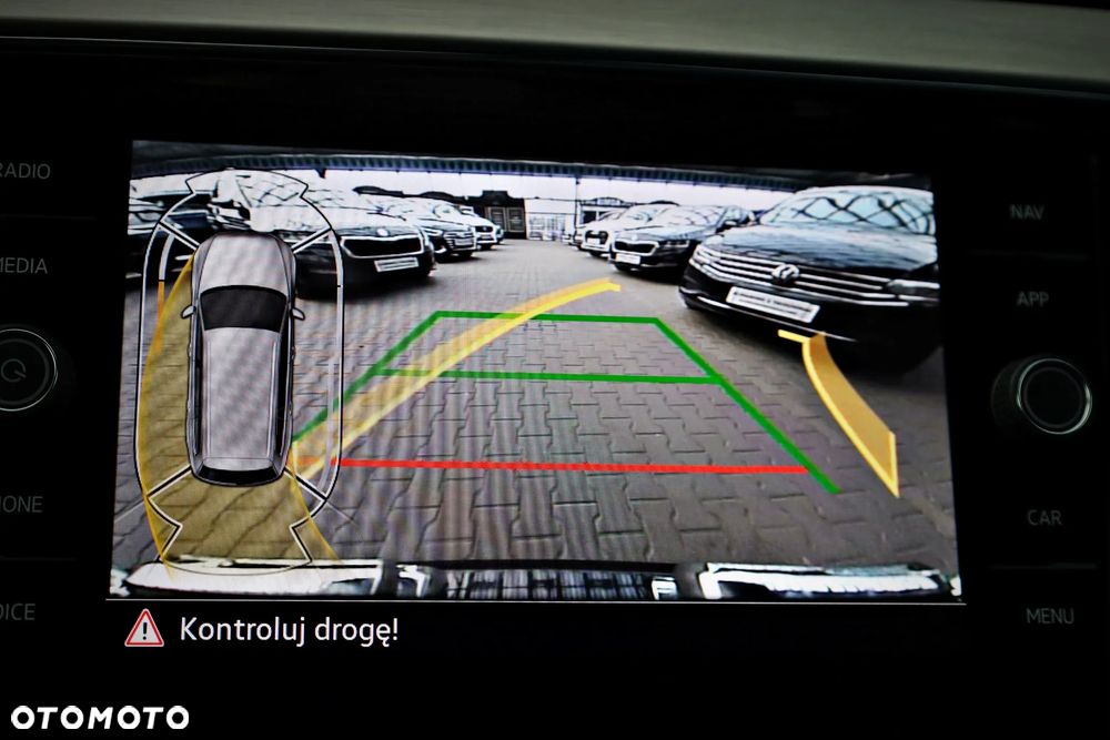 Volkswagen Passat 2.0 TSI Elegance DSG - 25