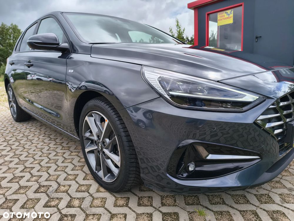 Hyundai i30 1.5 T-GDI 48V-Hybrid DCT EDITION 30 - 28