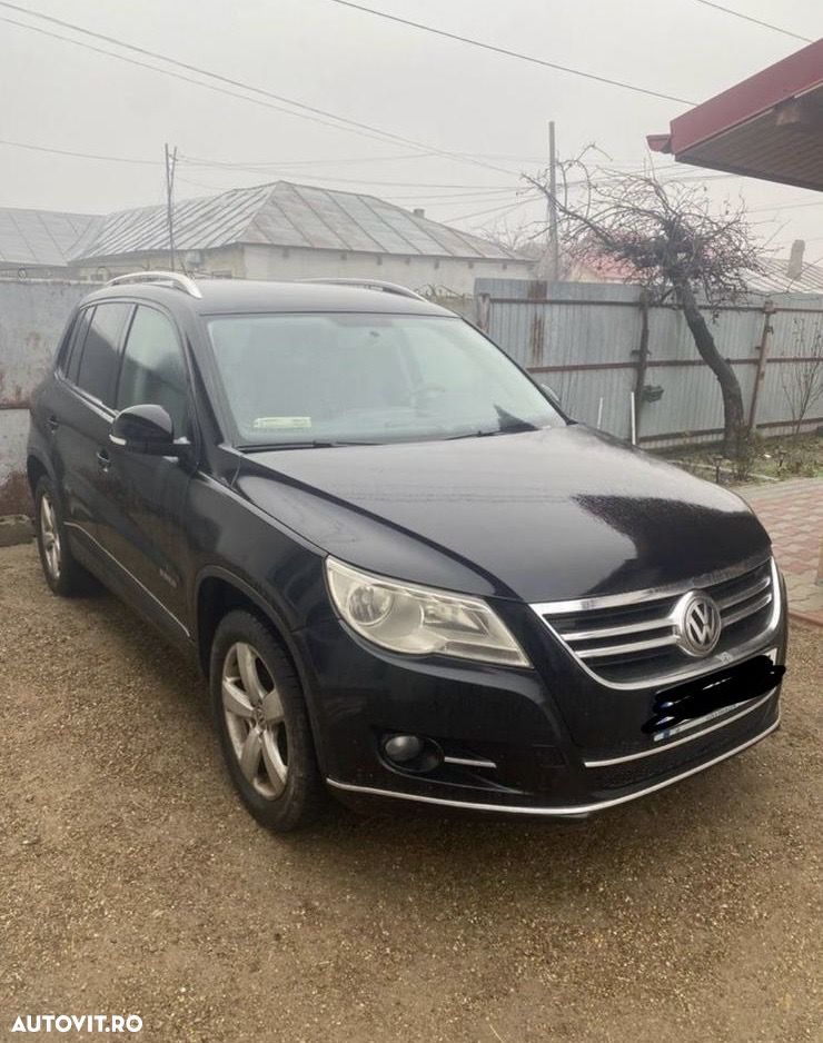 Volkswagen Tiguan - 2