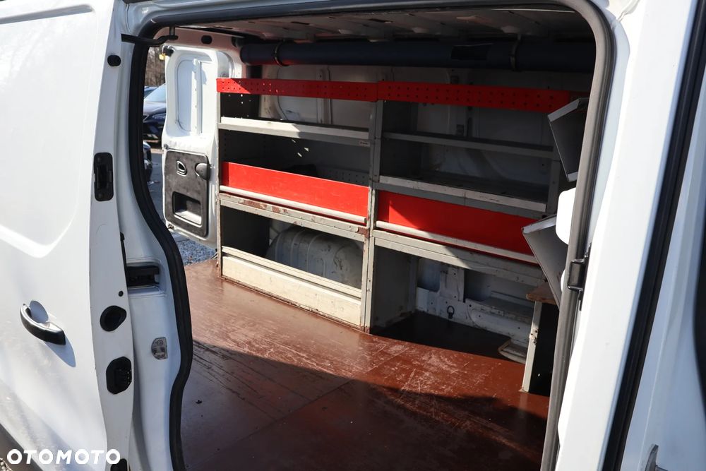 Renault Trafic - 9