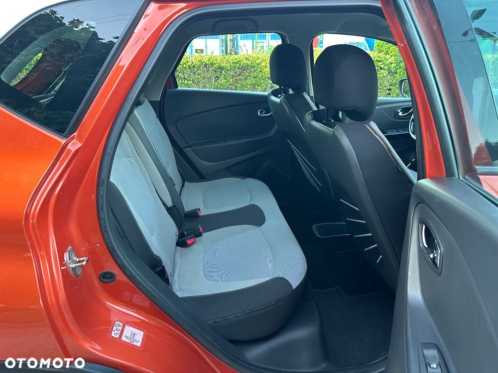 Renault Captur - 16