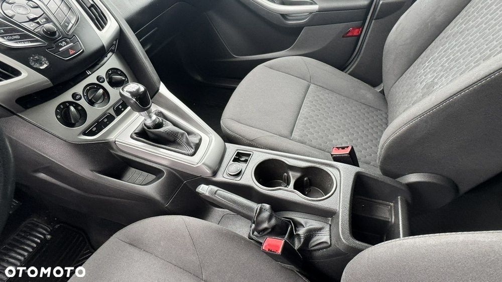 Ford Focus - 16