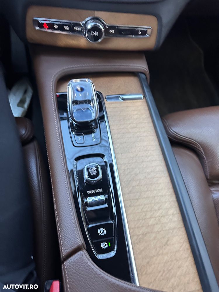 Volvo XC 90 T8 Twin Engine AWD Inscription - 12